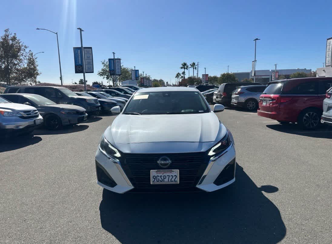 2023 Nissan Altima SV