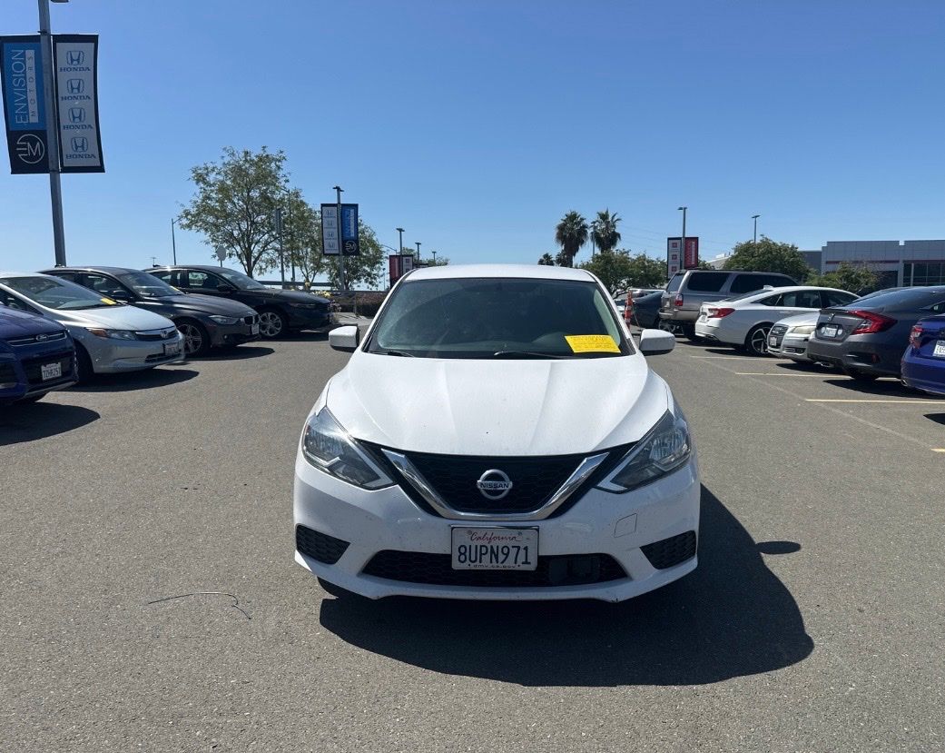 2019 Nissan Sentra S CVT's photo