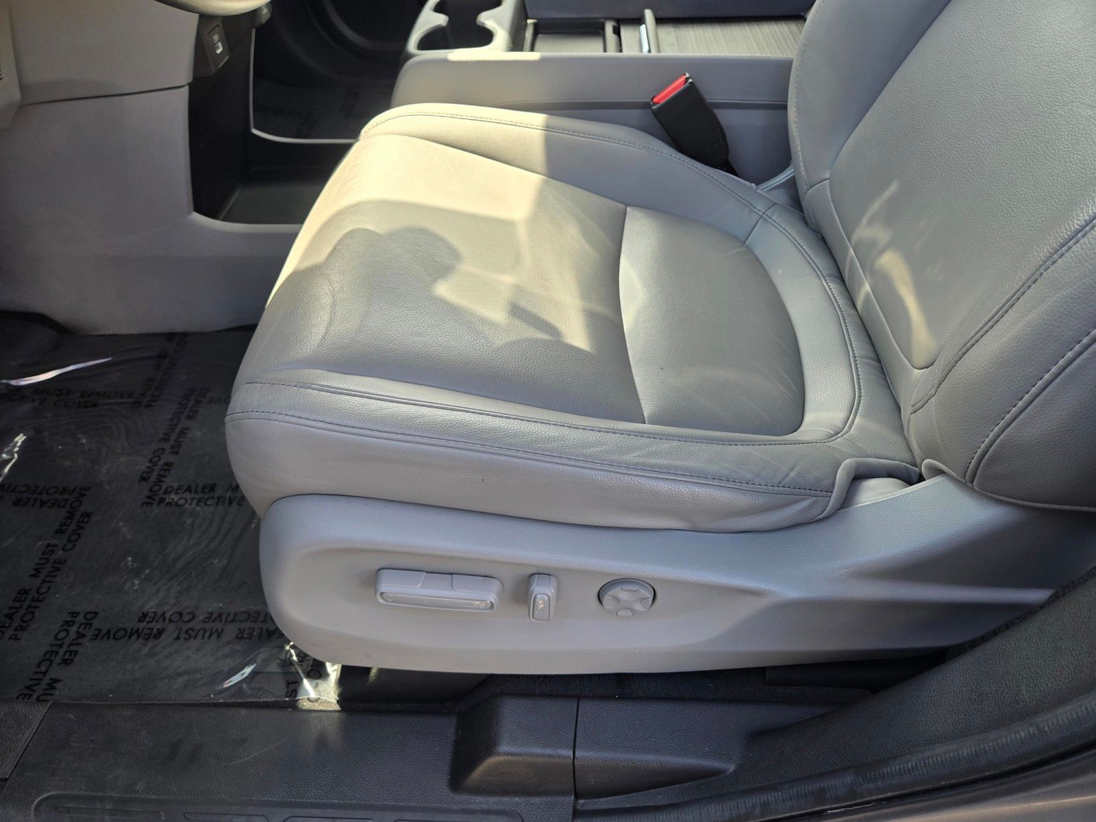 2021 Honda Odyssey EX-L - Photo 11