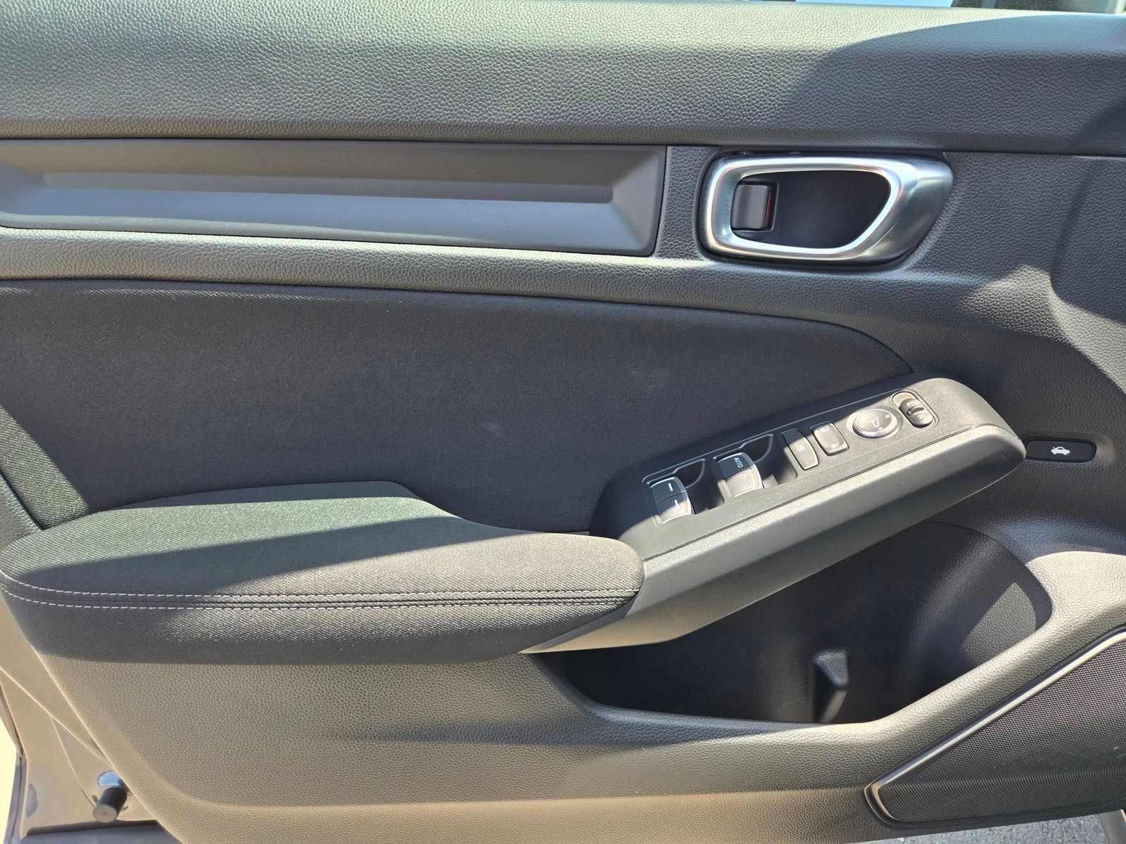 2024 Honda Civic Sport - Photo 14