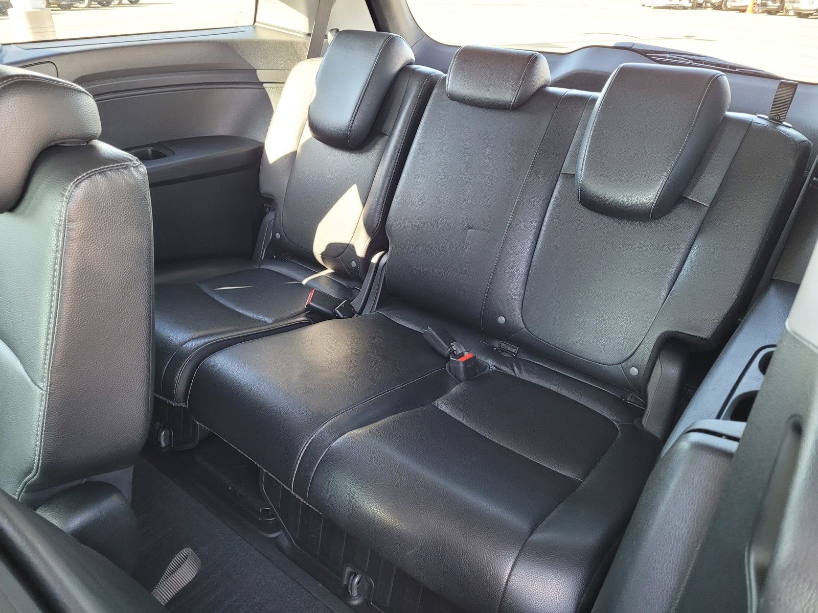 2022 Honda Odyssey EX-L - Photo 13