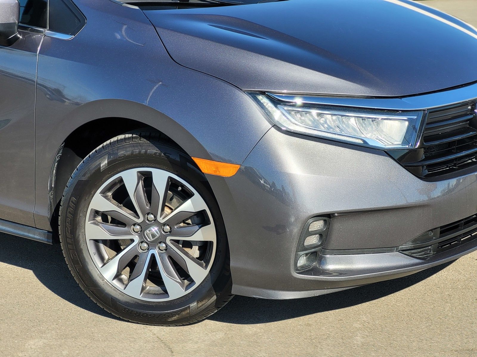 2022 Honda Odyssey EX-L - Photo 3