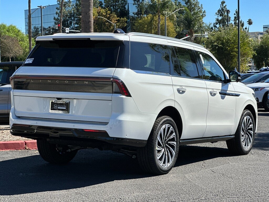 New 2025 Lincoln Navigator Lincoln Black Label SUV