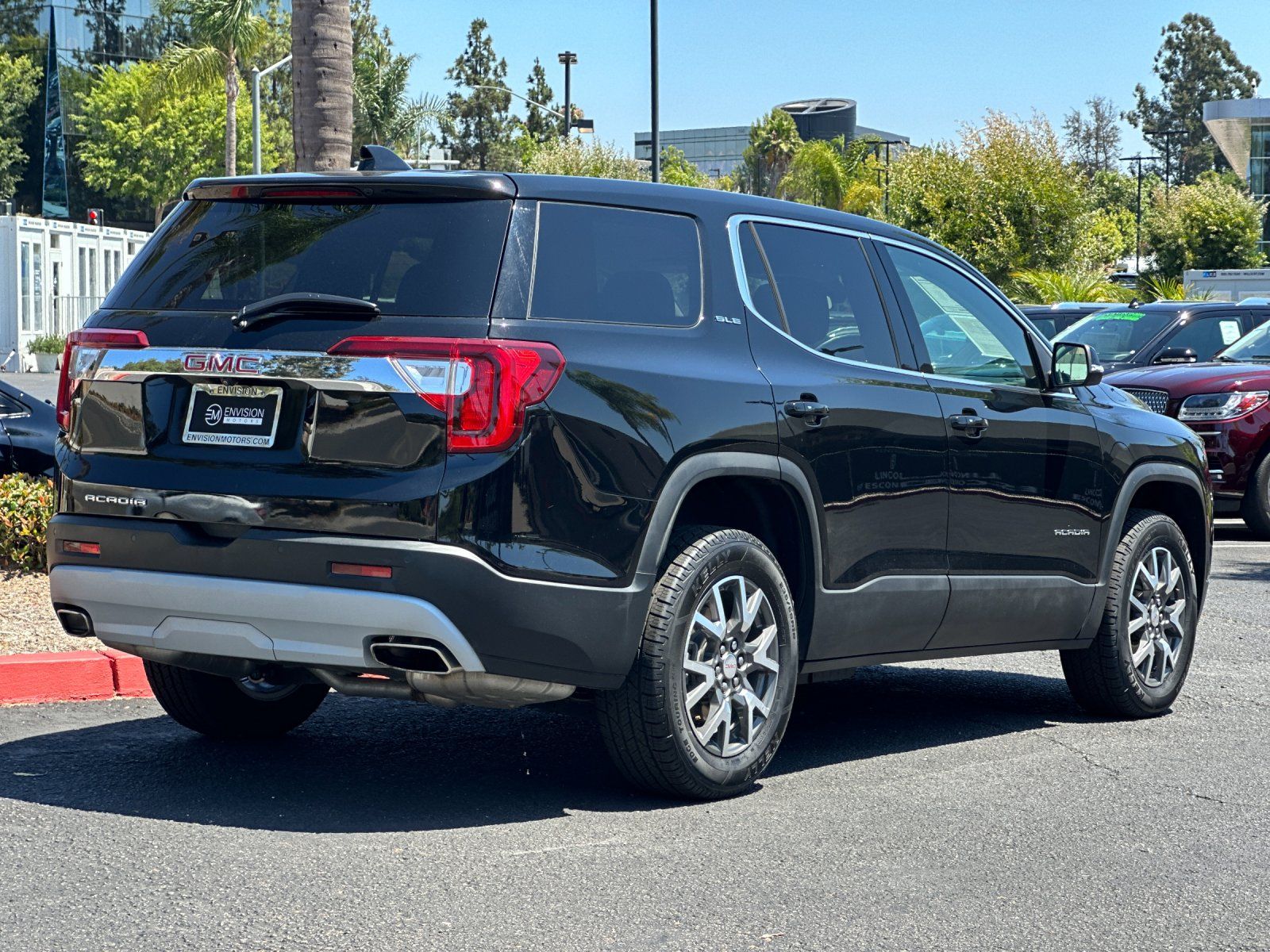2023 Gmc Acadia SLE photo 4