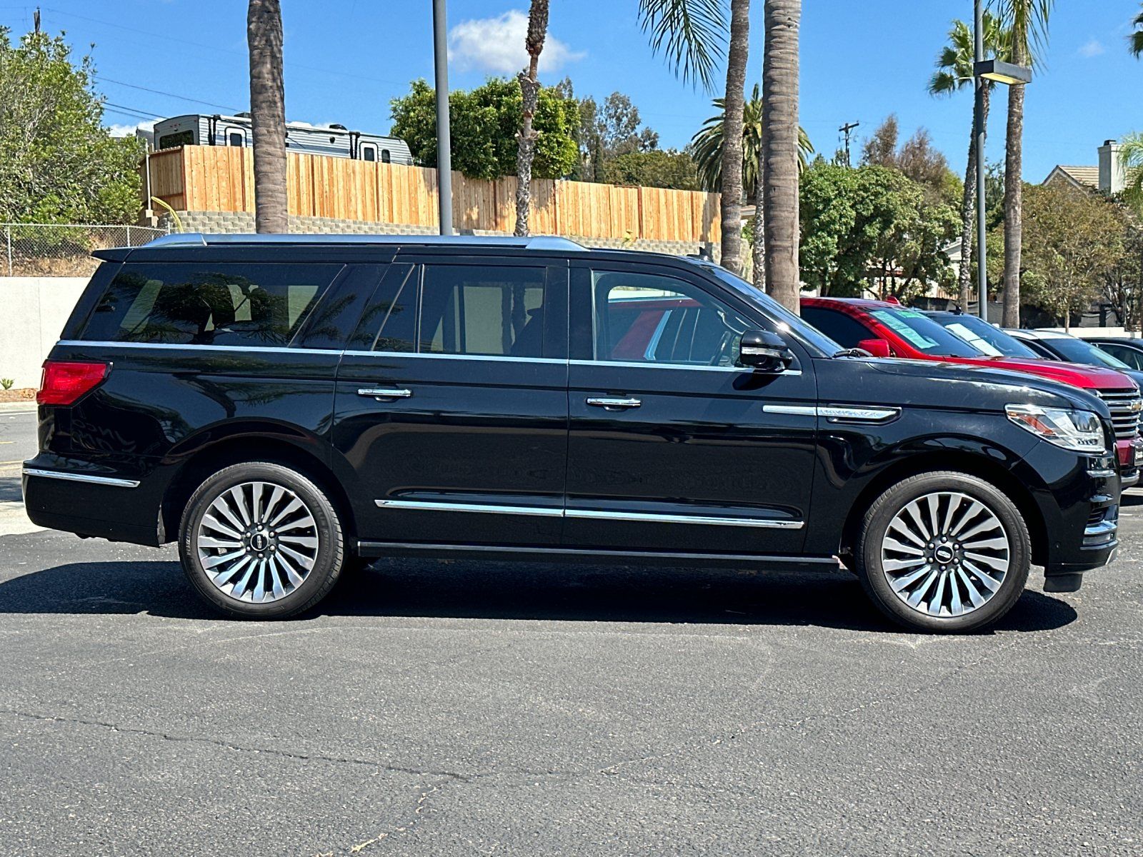 2018 Lincoln Navigator L Reserve photo 3