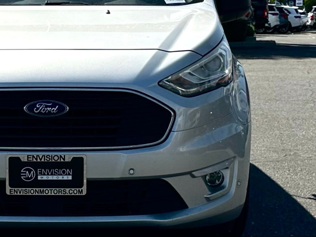 2022 Ford Transit Connect XLT Passenger Wagon photo 4