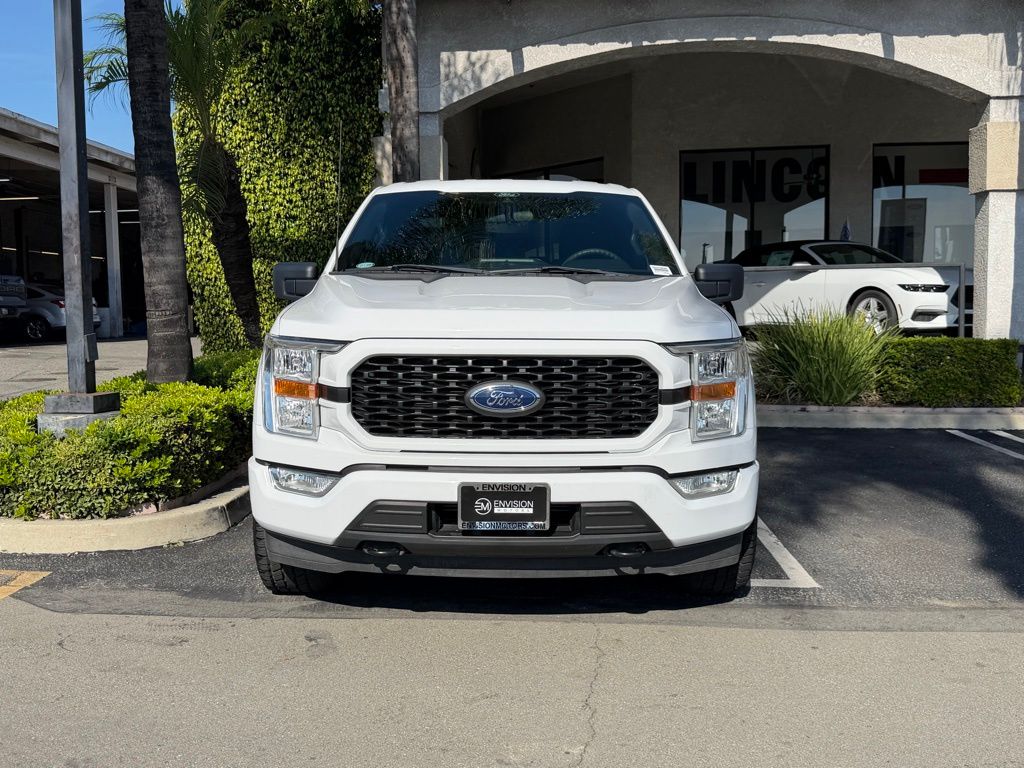 2022 Ford F-150 XL photo 2