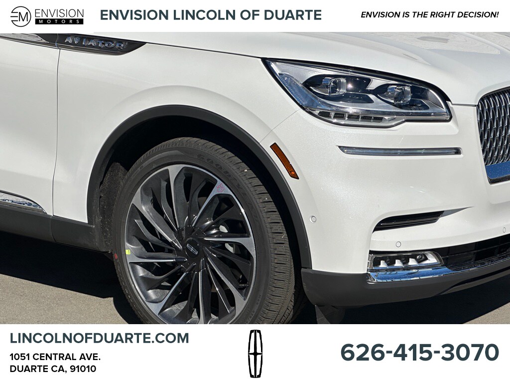 2024 Lincoln Aviator Reserve photo 3