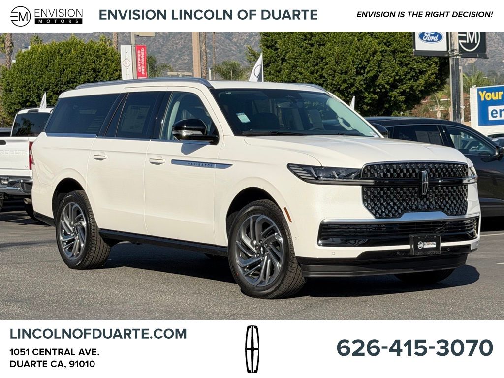 2025 Lincoln Navigator Reserve L's photo