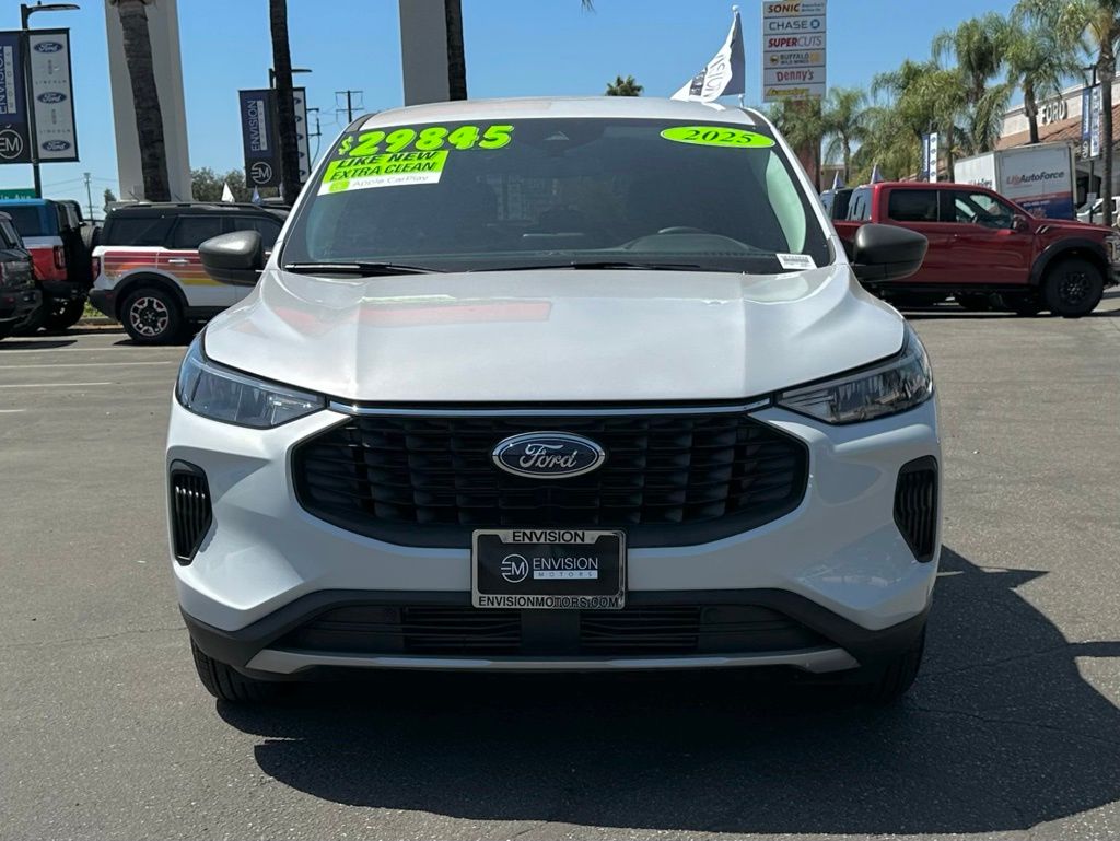 2025 Ford Escape Active photo 2