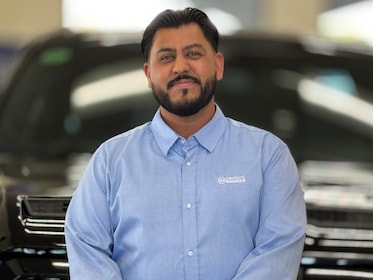 Staff member Edgar Rico from ID_97f729