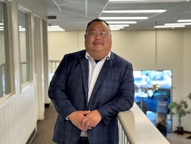 Staff member Steve Sao from ID_76660f