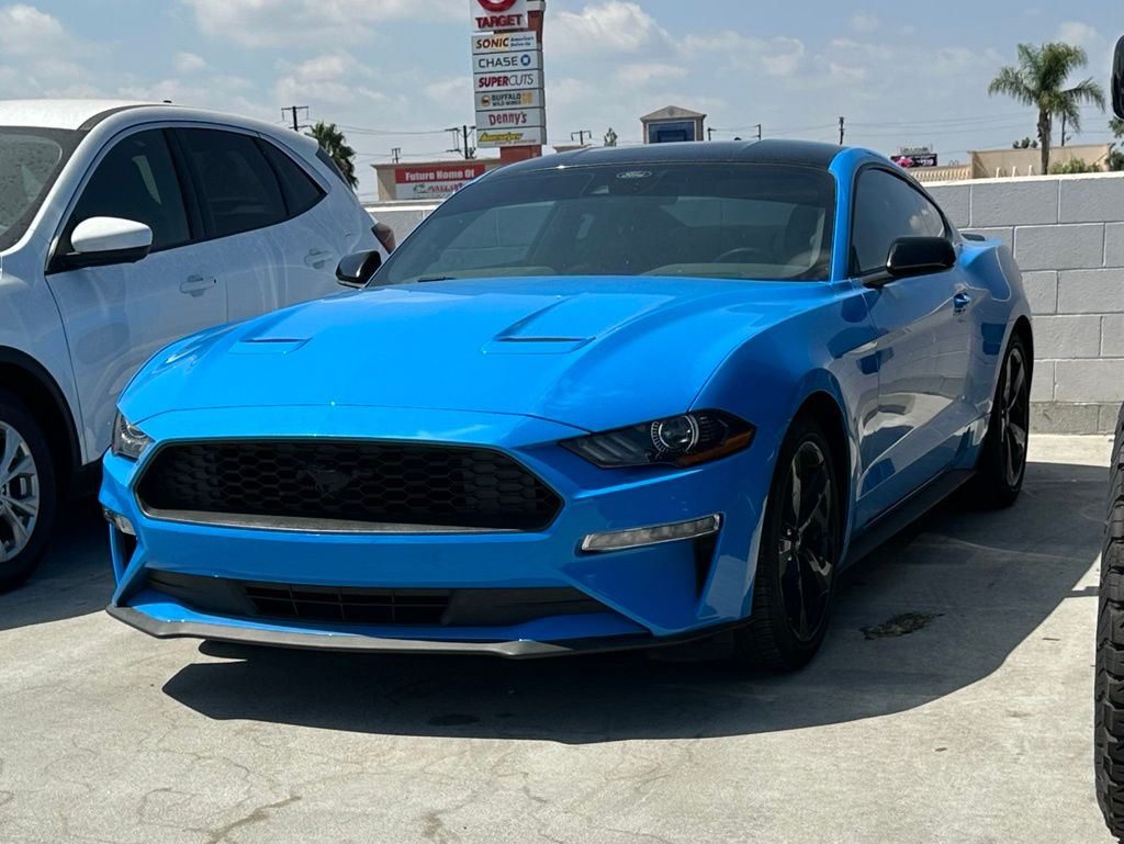 2023 Ford Mustang EcoBoost photo 3