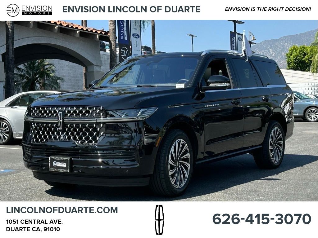 2025 Lincoln Navigator Black Label photo 3