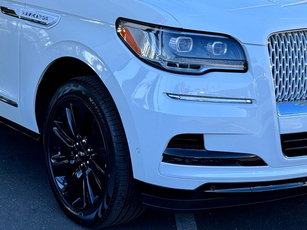 2024 Lincoln Navigator Reserve photo 4