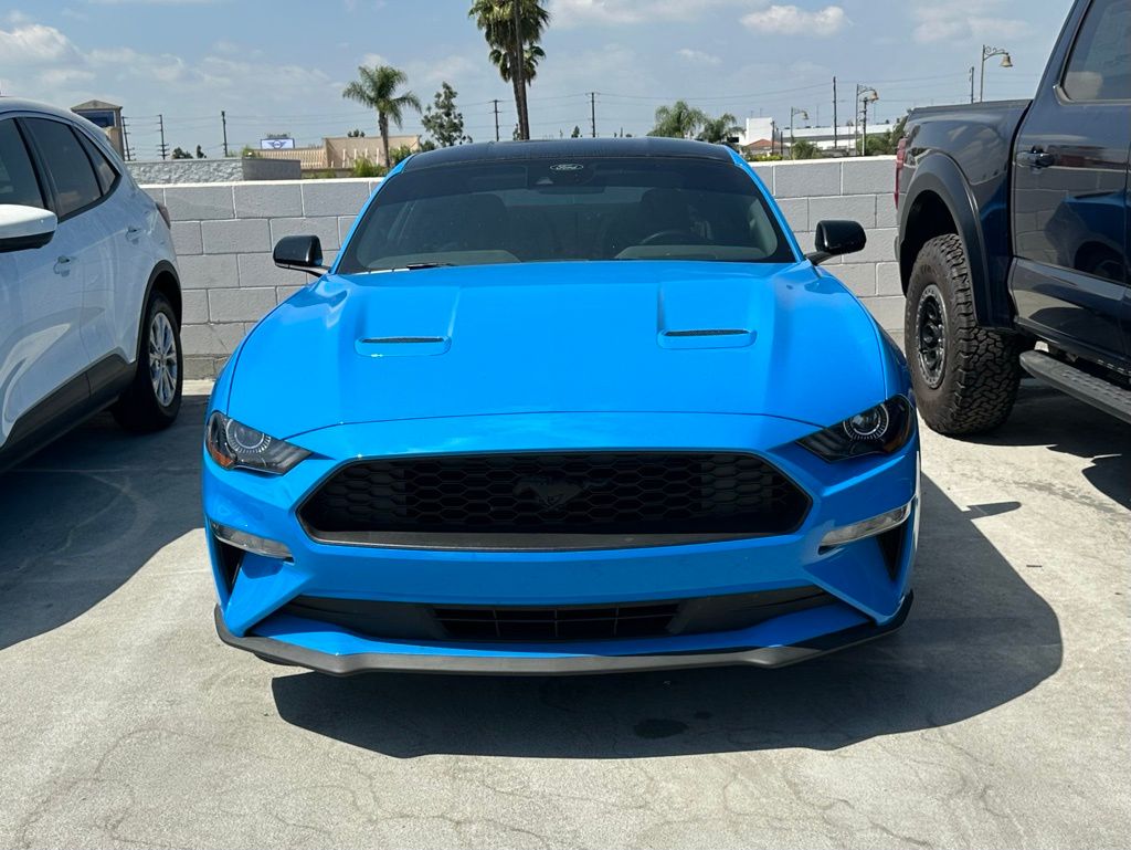 2023 Ford Mustang EcoBoost photo 2