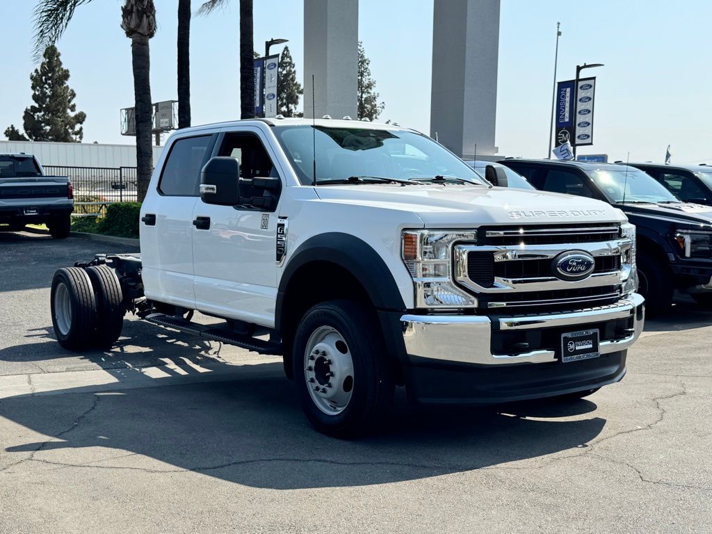 2022 Ford F-550 XLT photo 2