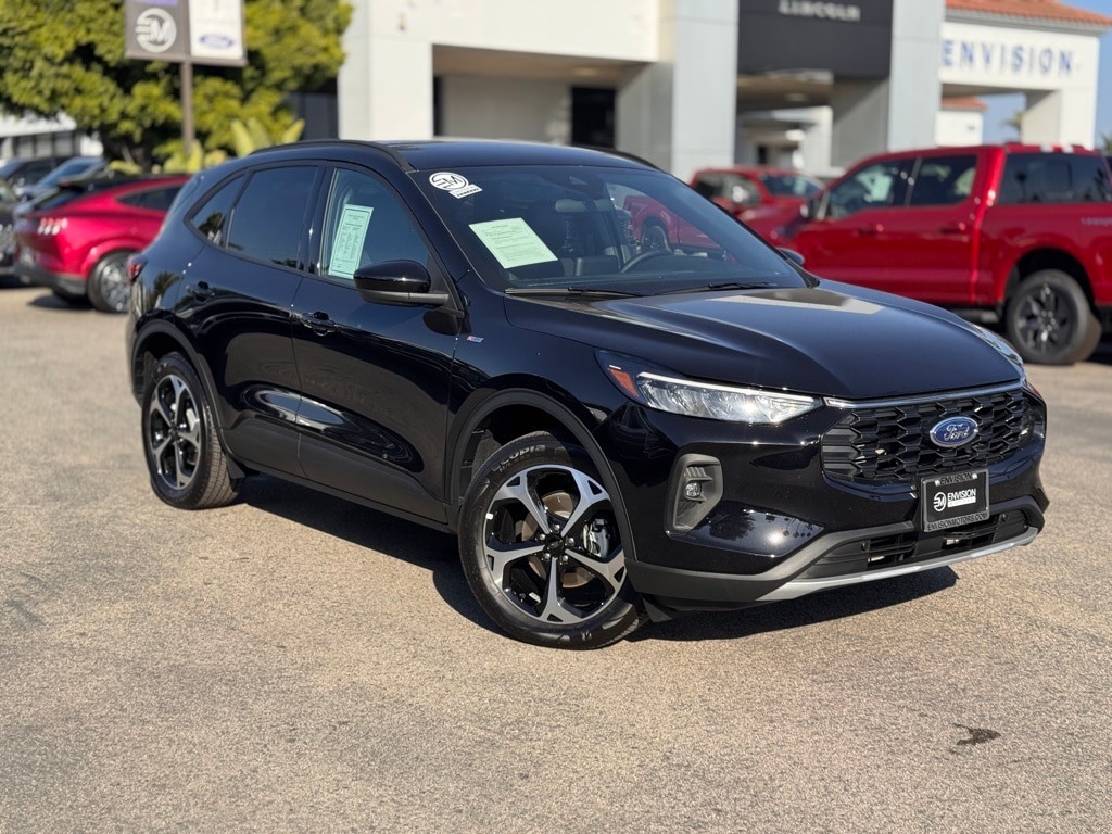 Used 2025 Ford Escape ST-Line Select SUV