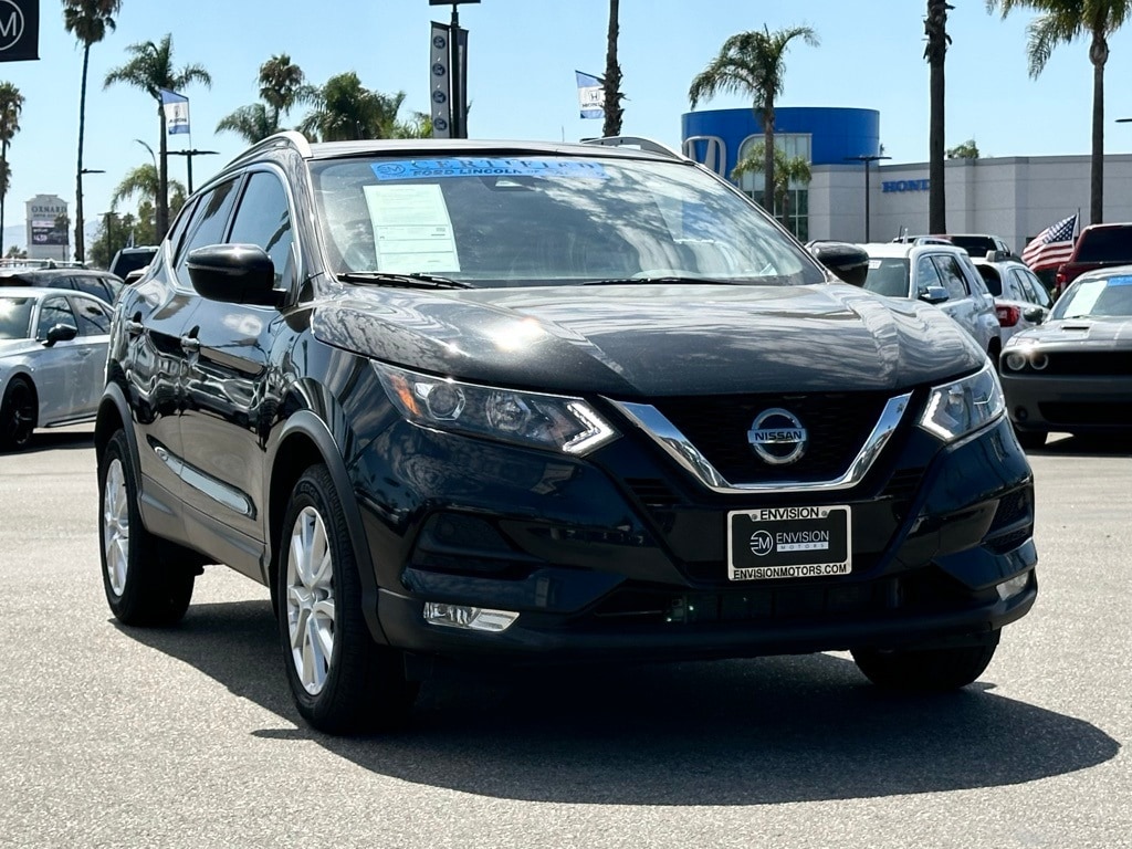 Used 2021 Nissan Rogue Sport SV with VIN JN1BJ1BV5MW570943 for sale in Oxnard, CA