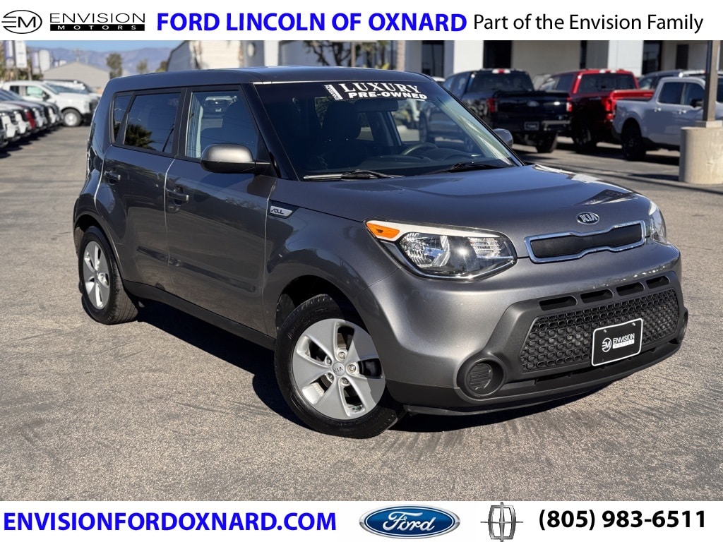Used 2016 Kia Soul Base FWD Hatchback