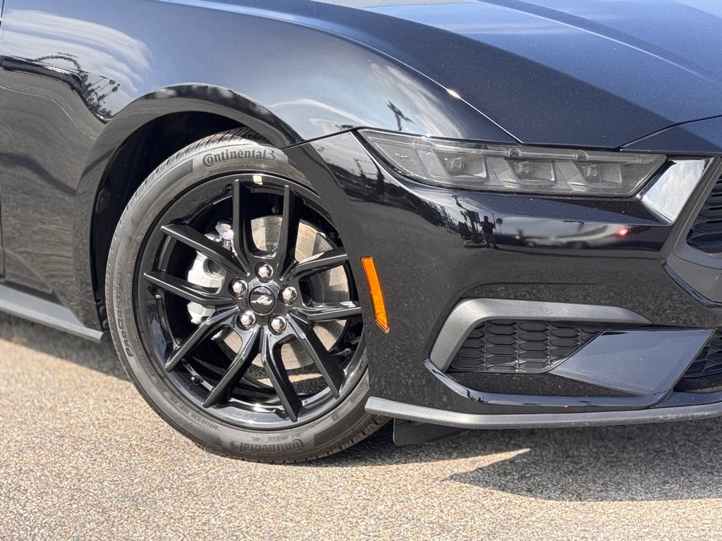 Used 2025 Ford Mustang Coupe