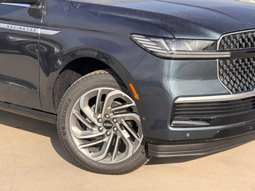 2025 Lincoln Navigator Reserve photo 4