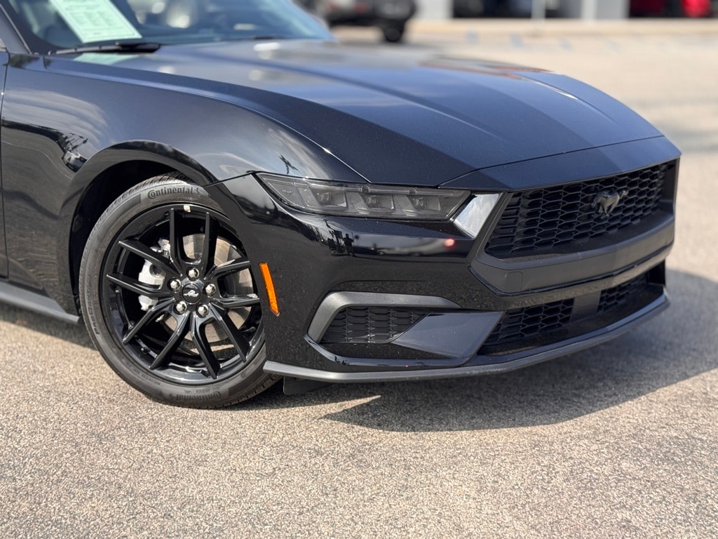 Used 2025 Ford Mustang Coupe