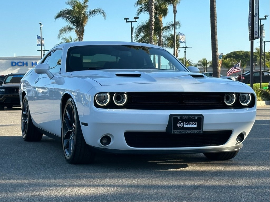 Used 2019 Dodge Challenger SXT with VIN 2C3CDZAG5KH680059 for sale in Oxnard, CA