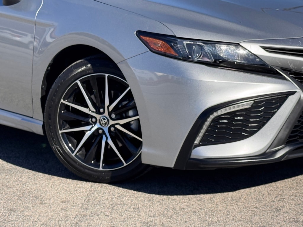 Used 2024 Toyota Camry SE Sedan