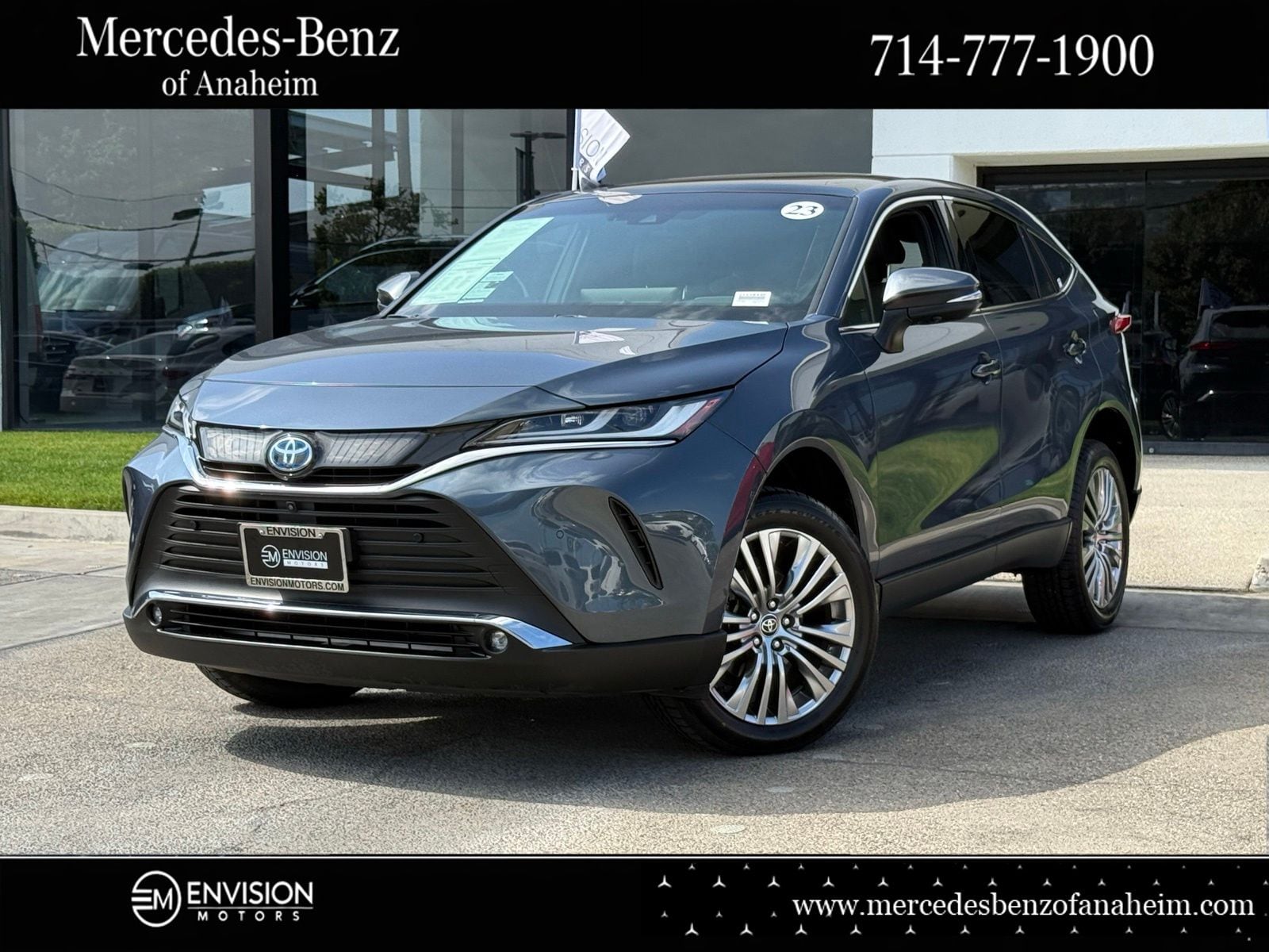 2023 Toyota Venza Limited Hybrid AWD's photo