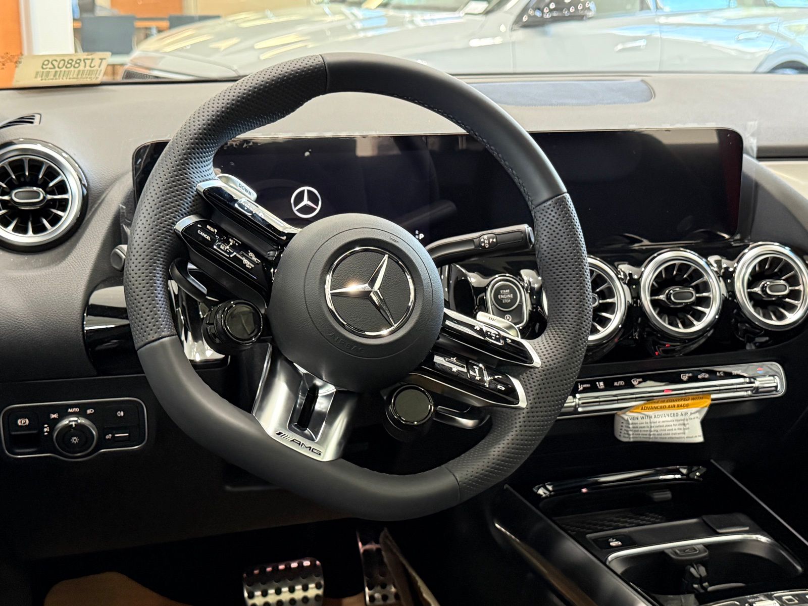 2026 Mercedes-Benz GLA AMG GLA 35 - Photo 17