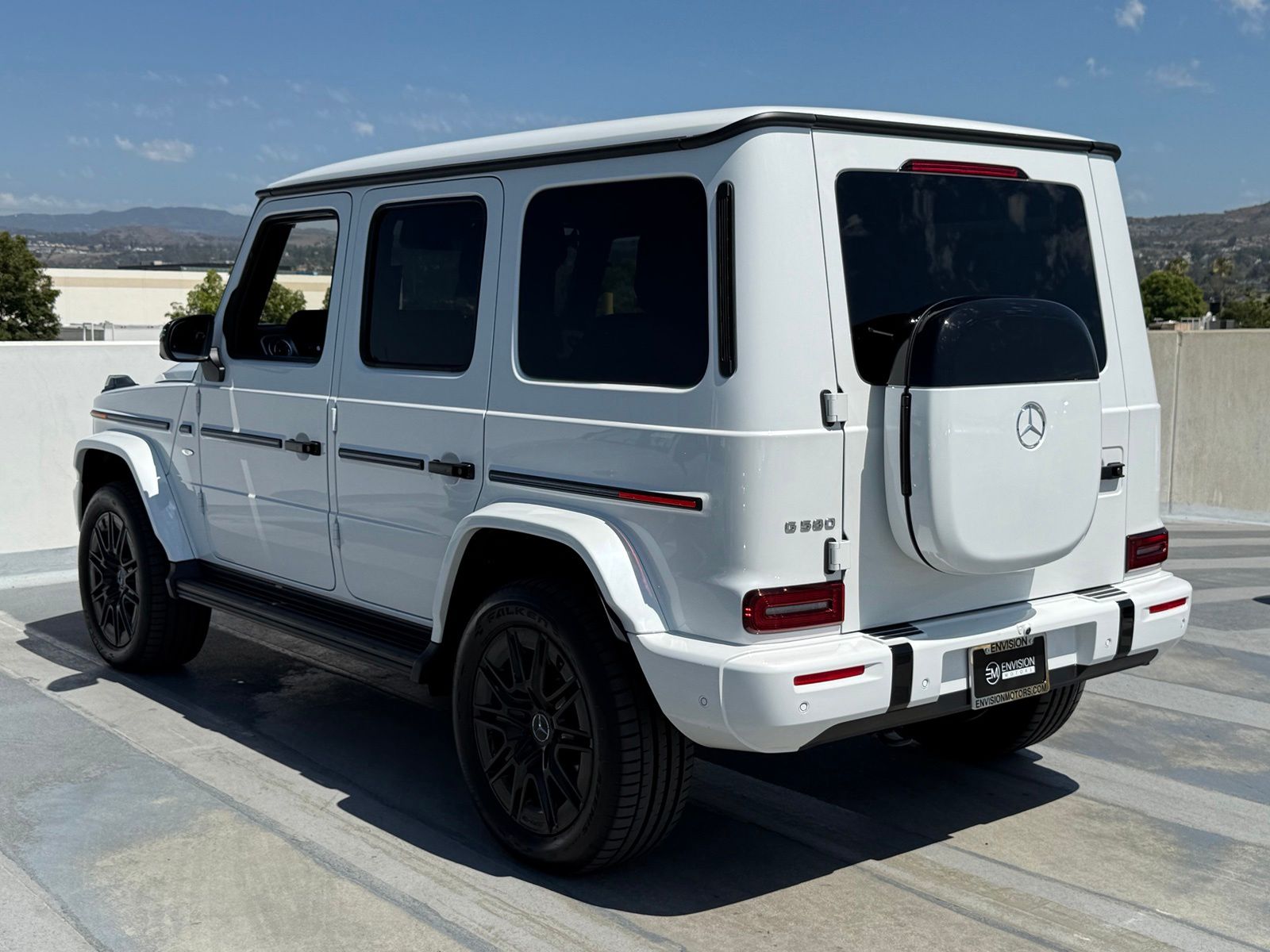 2025 Mercedes-Benz G-Class G580 - Photo 8
