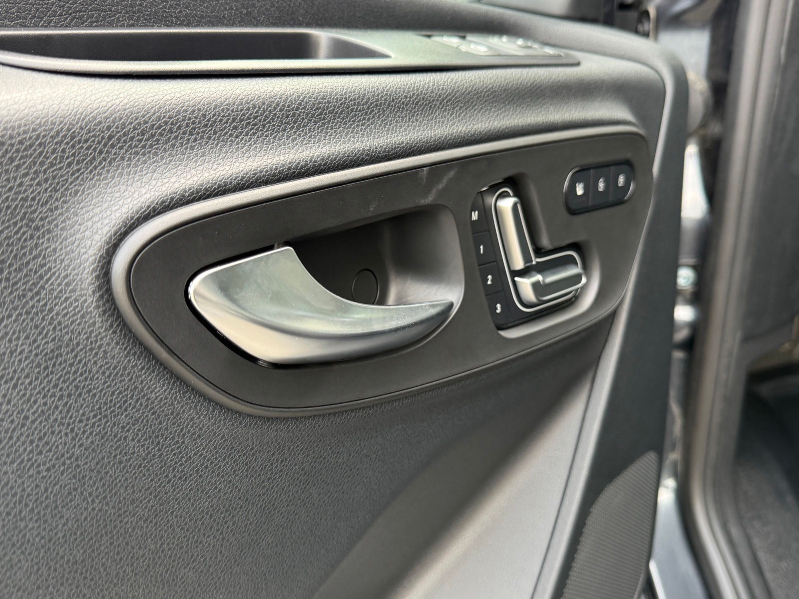 2025 Mercedes-Benz Sprinter Passenger Van Base - Photo 17