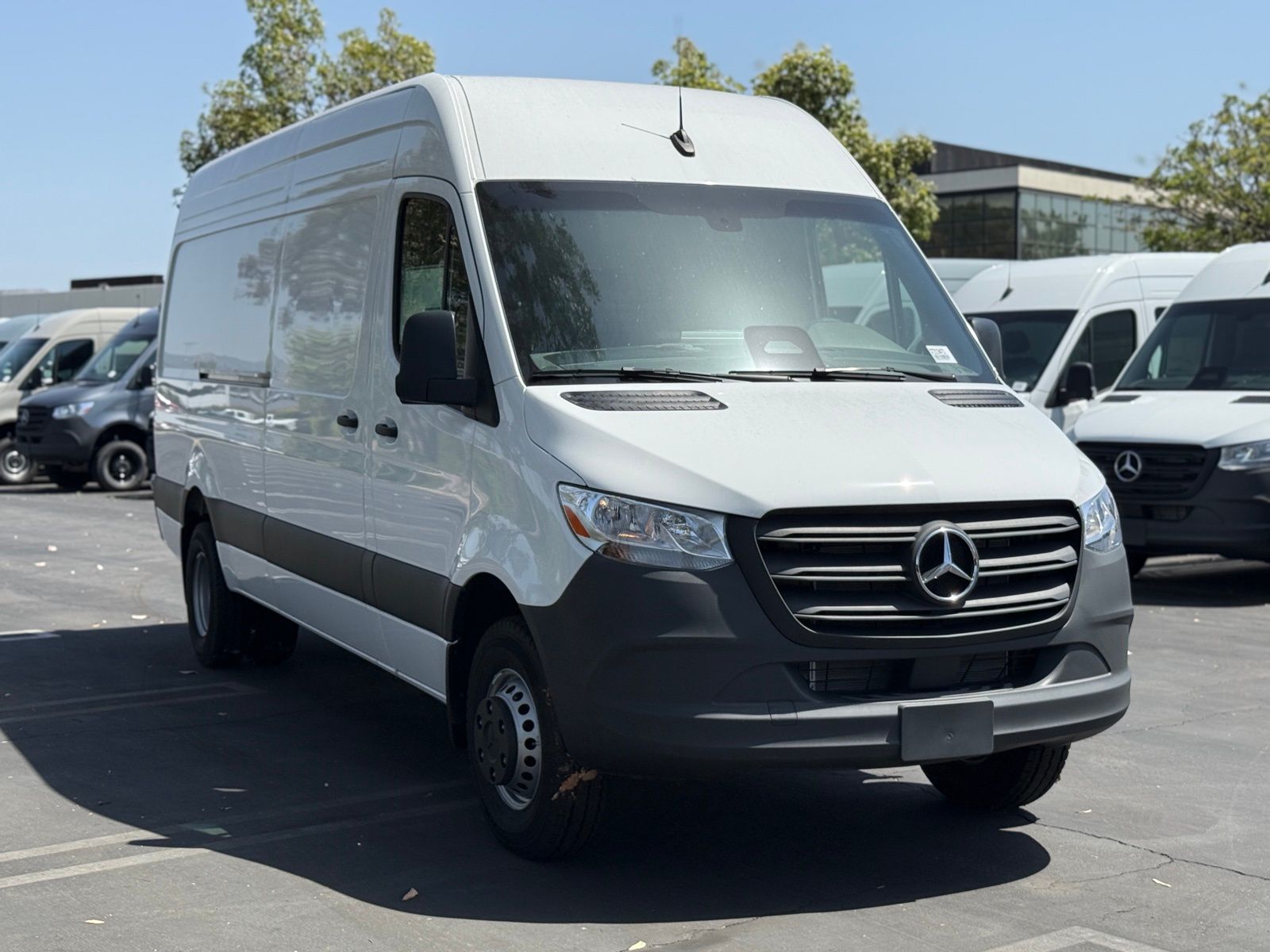 2025 Mercedes-Benz Sprinter Cargo Van Base - Photo 8