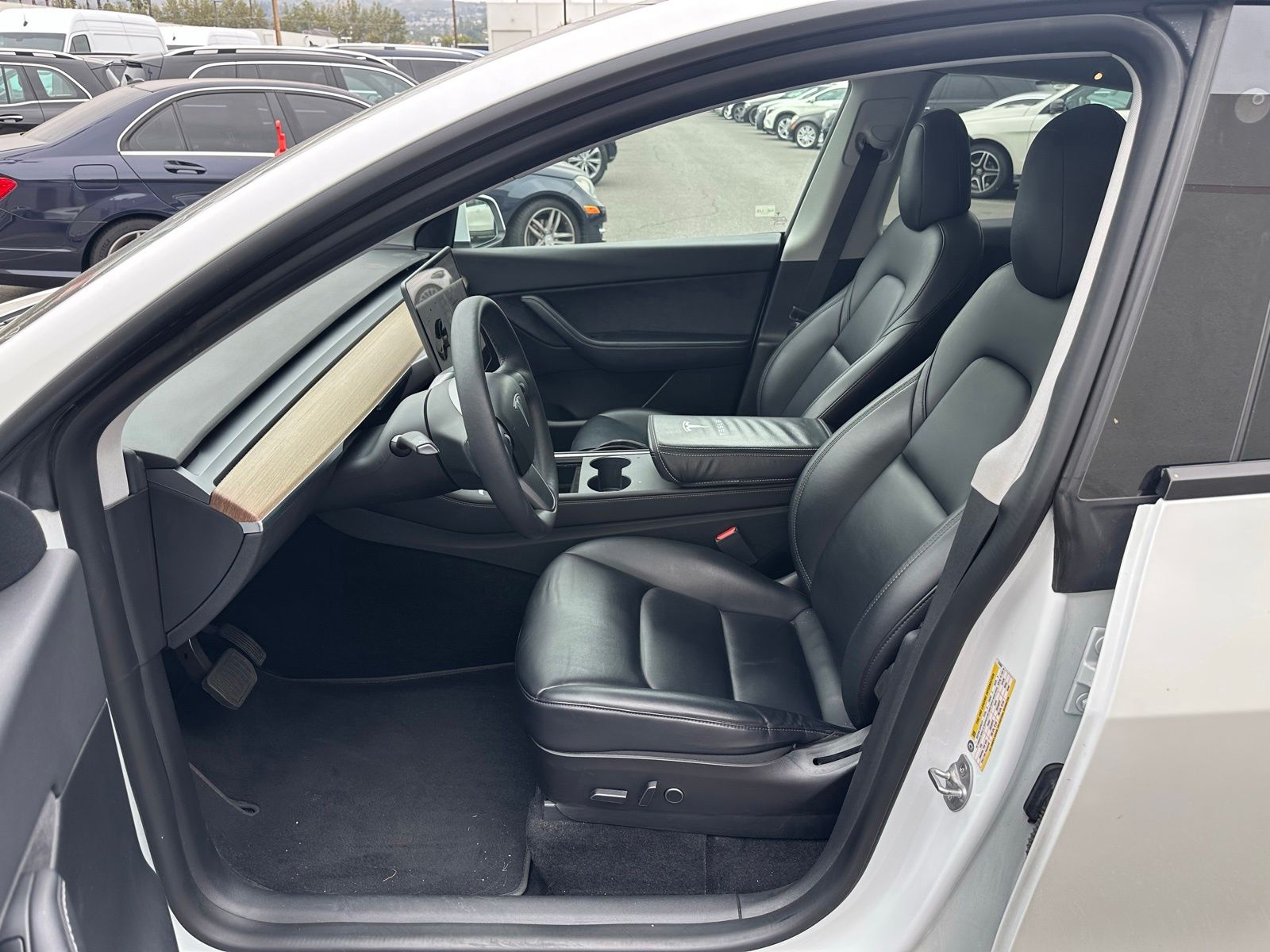 Used 2021 Tesla Model Y Long Range with VIN 5YJYGDEE9MF270605 for sale in West Covina, CA