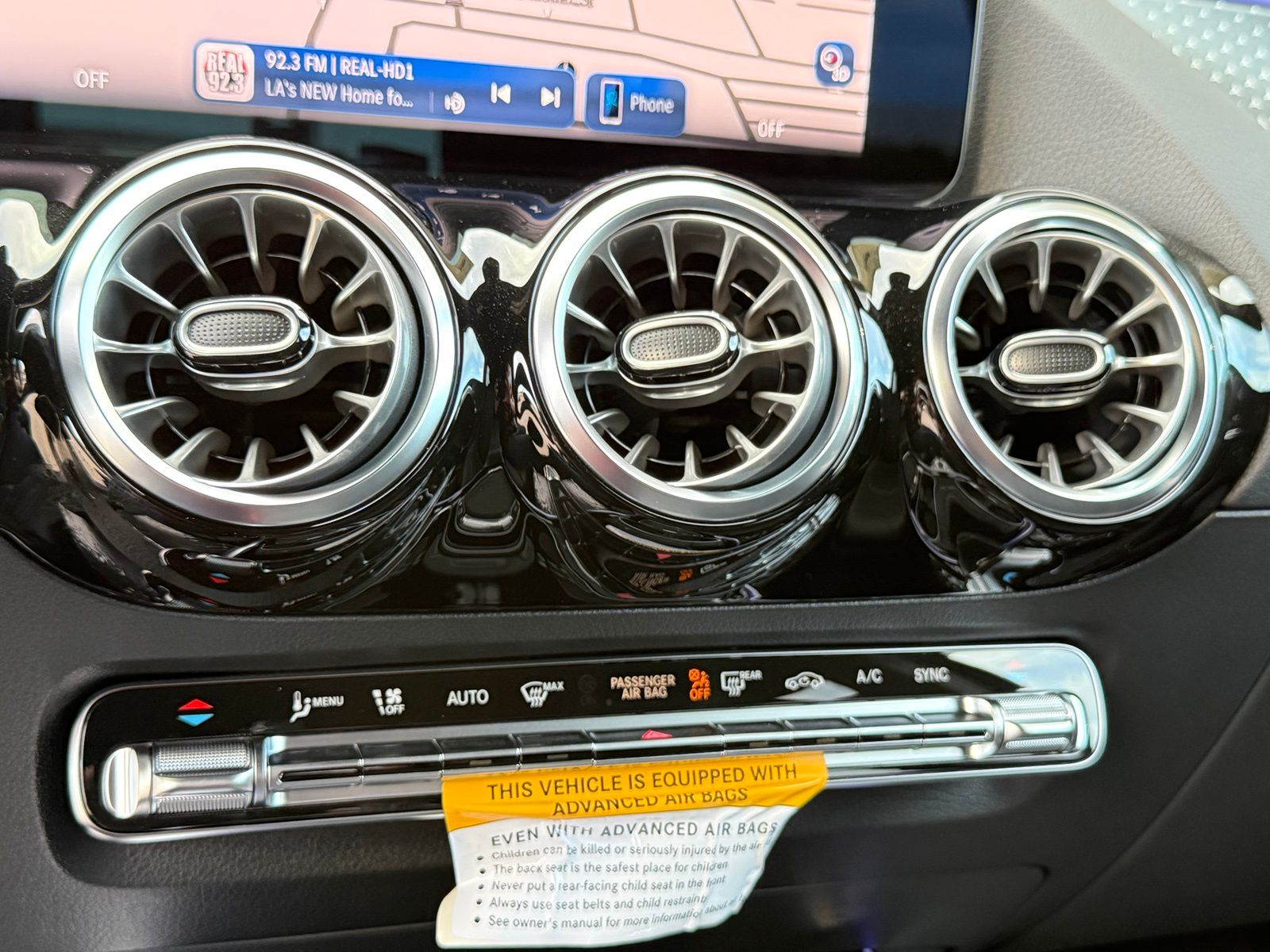 2025 Mercedes-Benz GLA GLA250 - Photo 32
