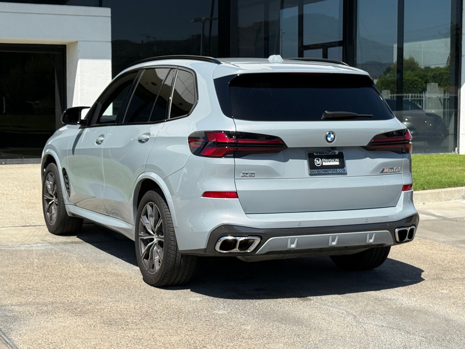 2025 BMW X5 M60i - Photo 10