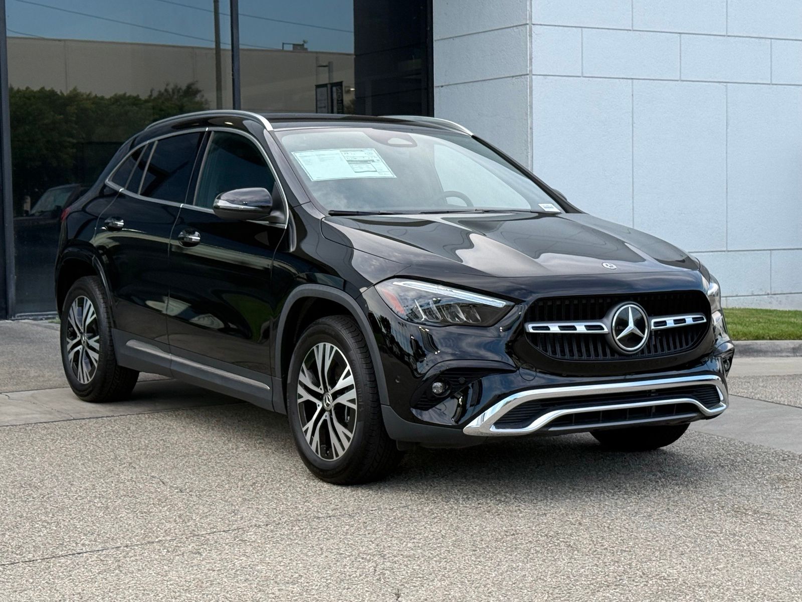 2025 Mercedes-Benz GLA GLA250 - Photo 8