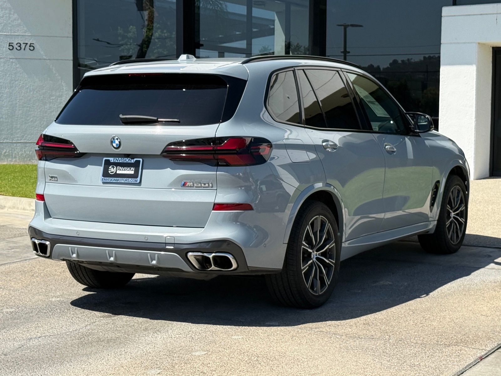 2025 BMW X5 M60i - Photo 15