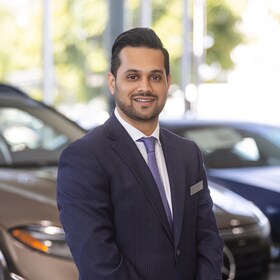 Staff member Faisal Islam from ID_5ff659