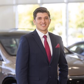 Staff member Allen Sadat from ID_3029e6