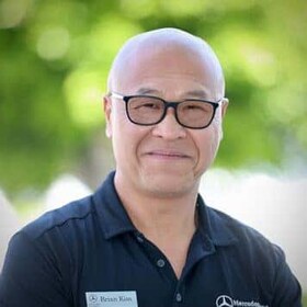 Staff member Brian Kim from ID_cb50a9