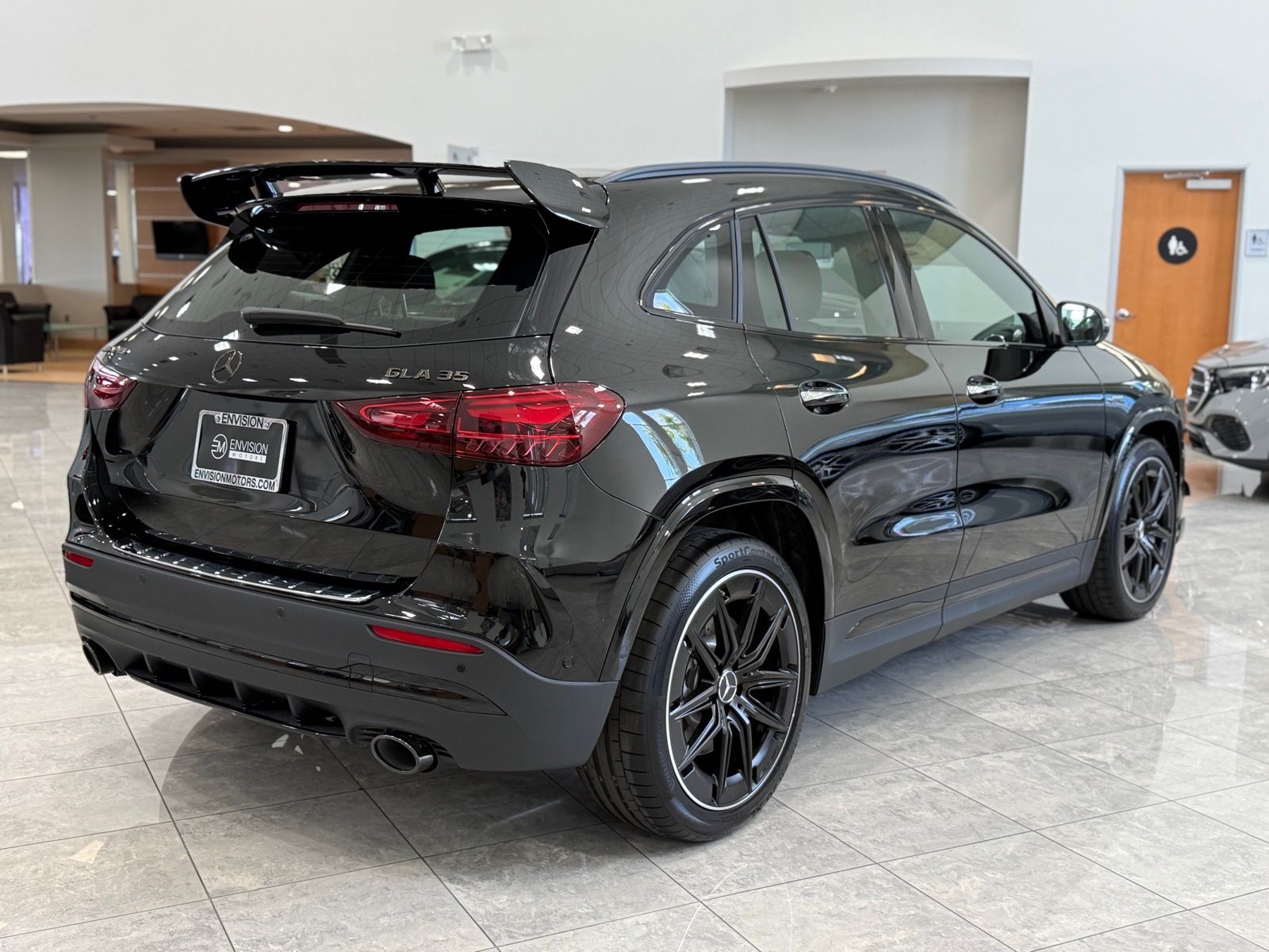 2026 Mercedes-Benz GLA AMG GLA 35 - Photo 11