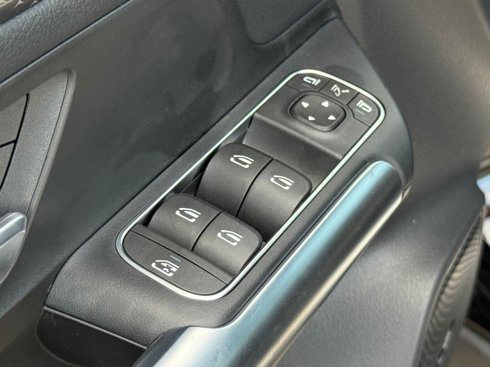2025 Mercedes-Benz GLA GLA250 - Photo 23