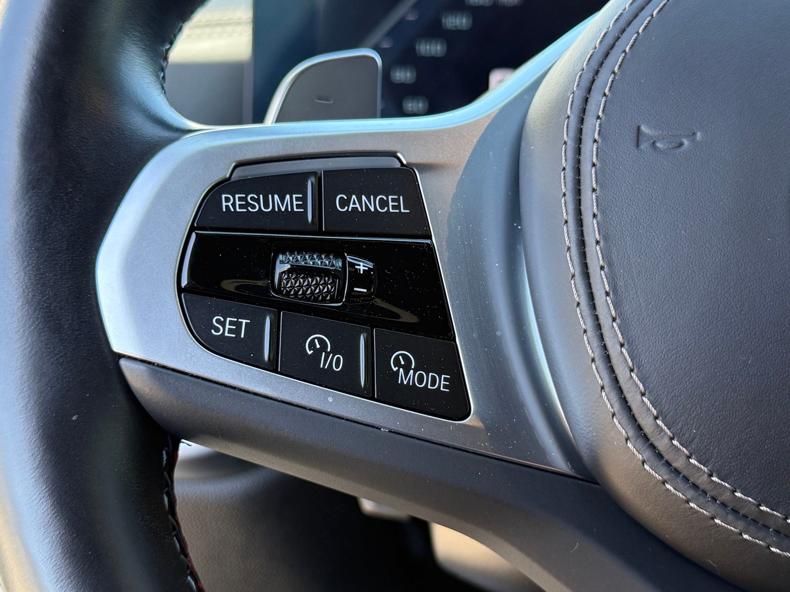 2025 BMW X5 M60i - Photo 32