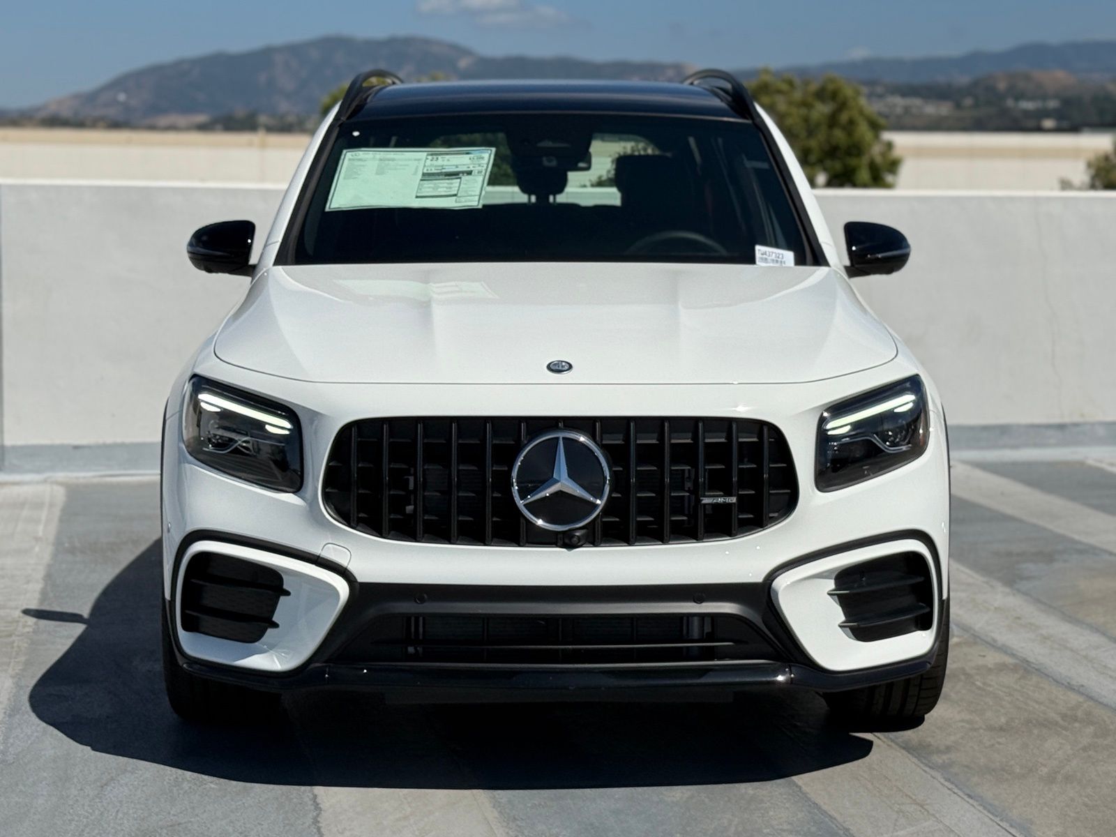 2026 Mercedes-Benz GLB AMG GLB 35 - Photo 5