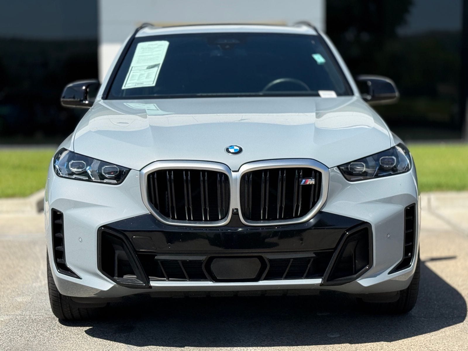2025 BMW X5 M60i - Photo 5