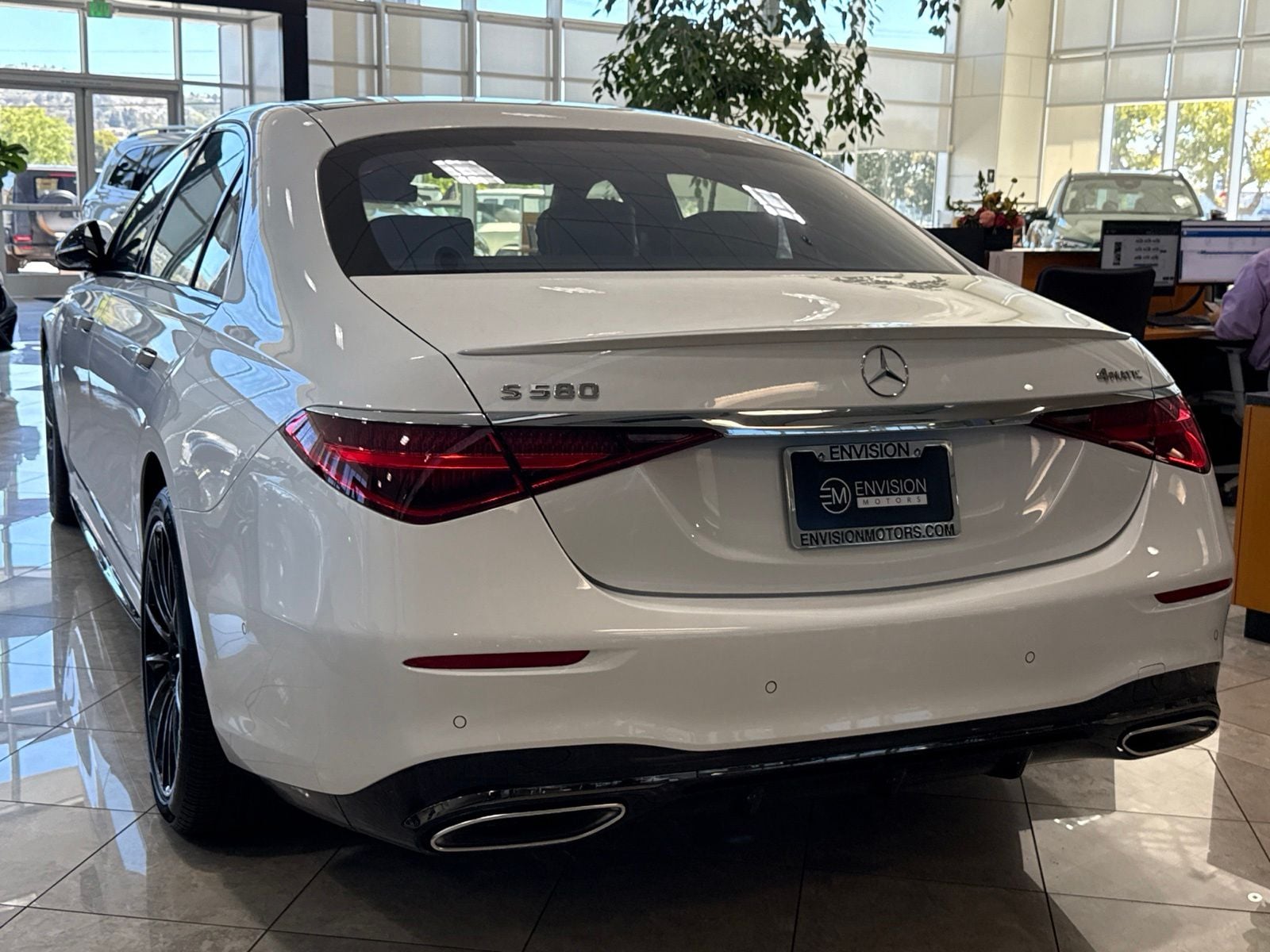 2025 Mercedes-Benz S-Class S 580 - Photo 10