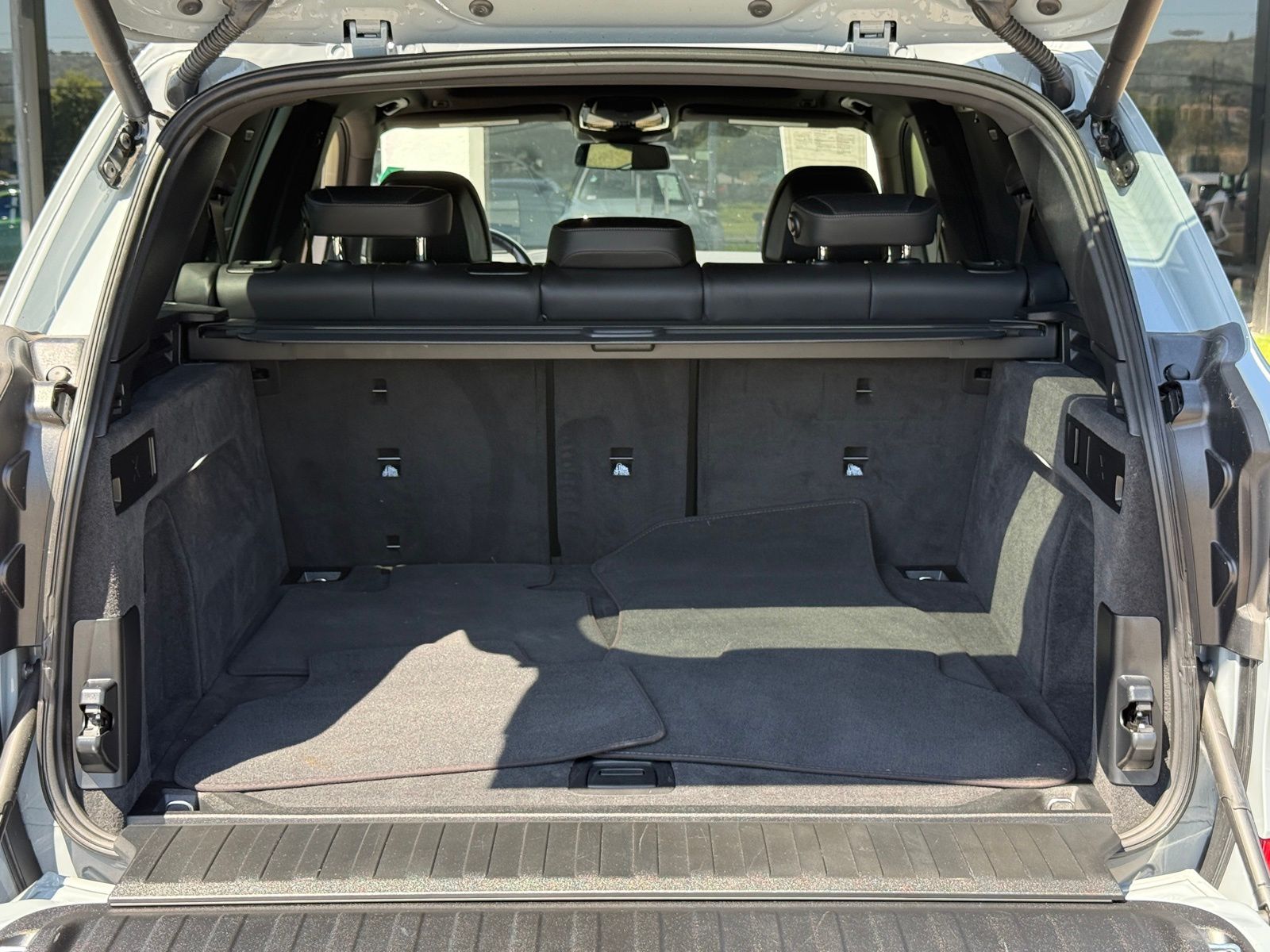 2025 BMW X5 M60i - Photo 20