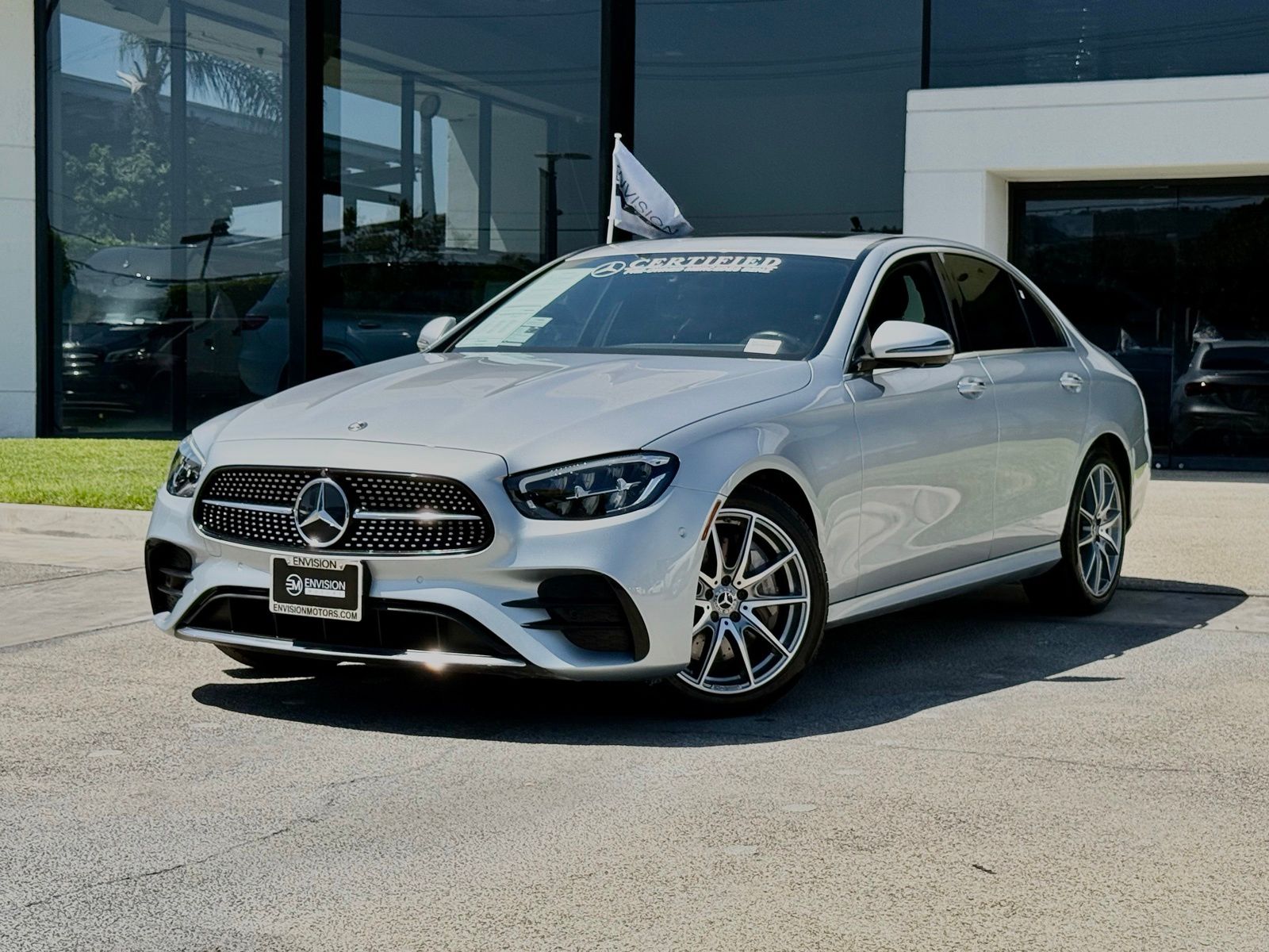 2022 Mercedes-Benz E-Class E350's photo